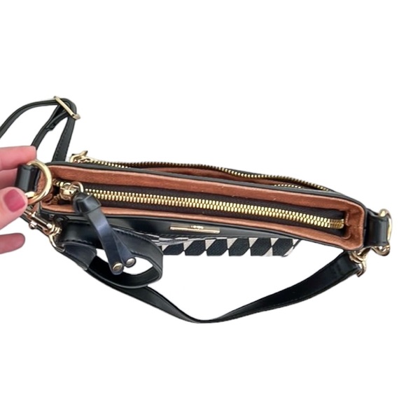 Spartina 449 West Bluff Hipster Crossbody Bag - Picture 6 of 14